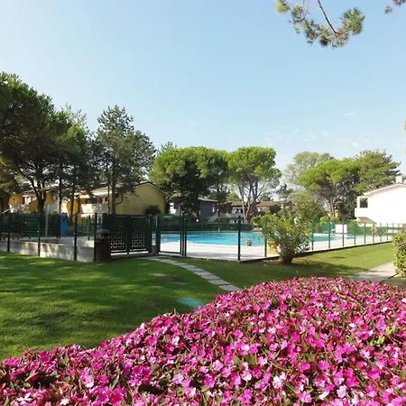 Comfy Flat With Pool In بيبيوني