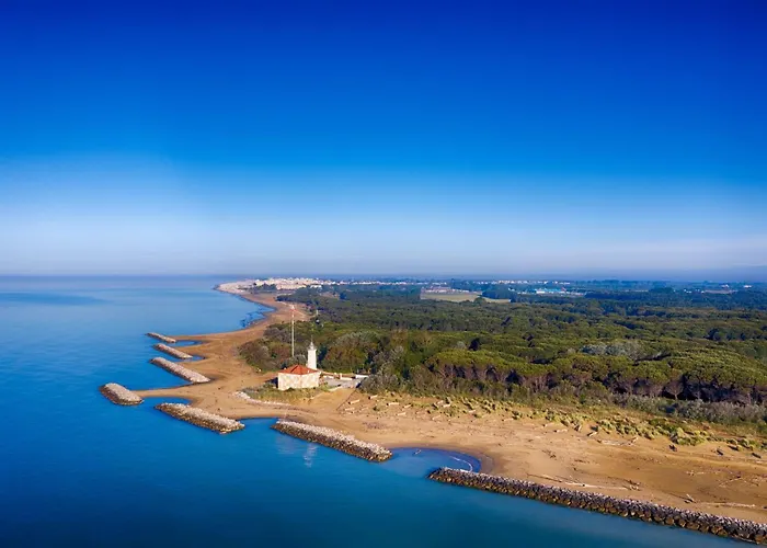 Comfy Flat With Pool In *